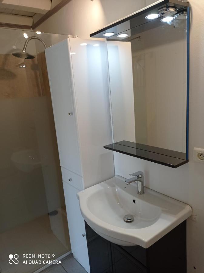 Appartements Et Valréas Eksteriør bilde