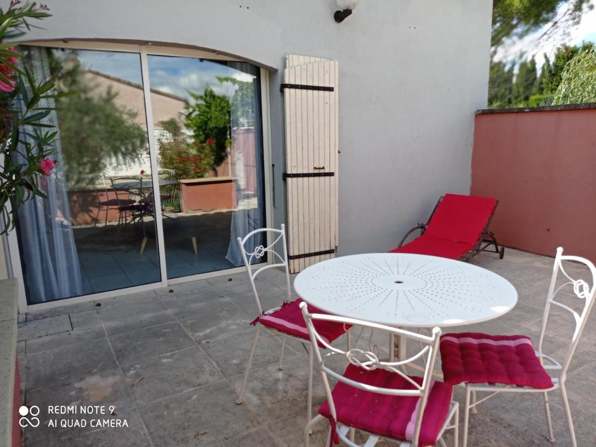 Appartements Et Valréas Eksteriør bilde